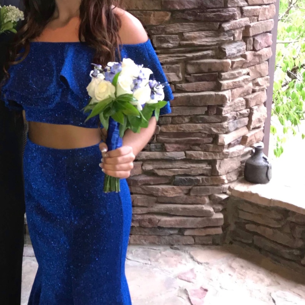 Prom dress Only worn once